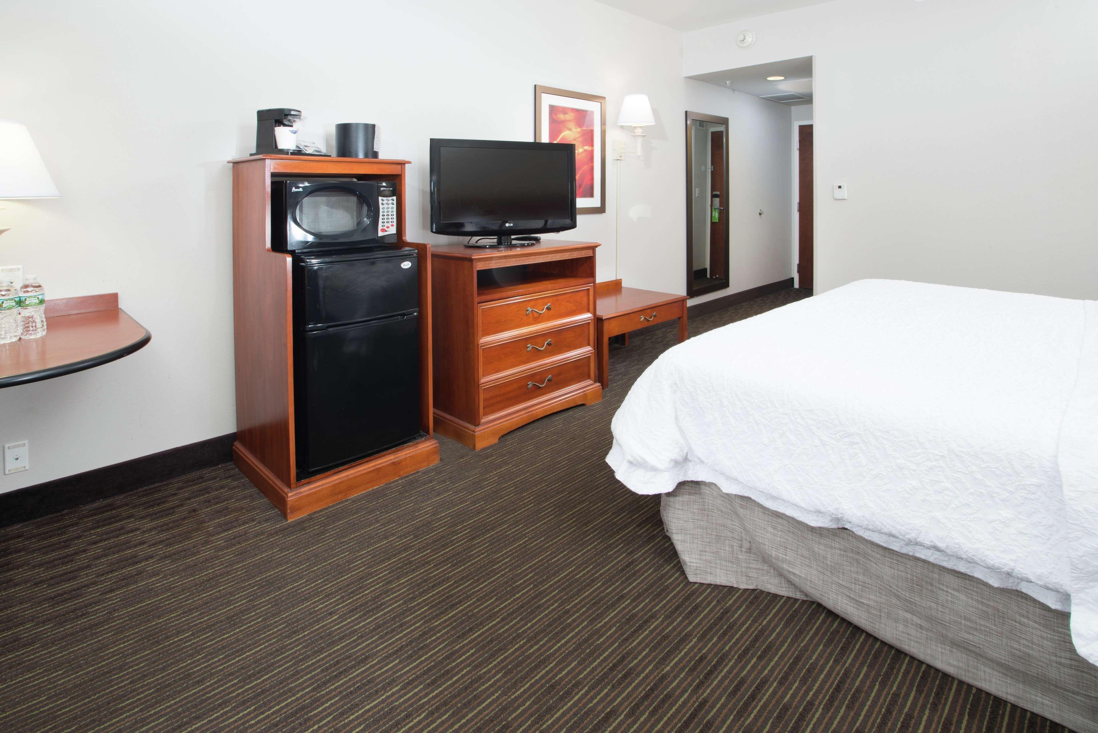 Hampton Inn Linden Dış mekan fotoğraf